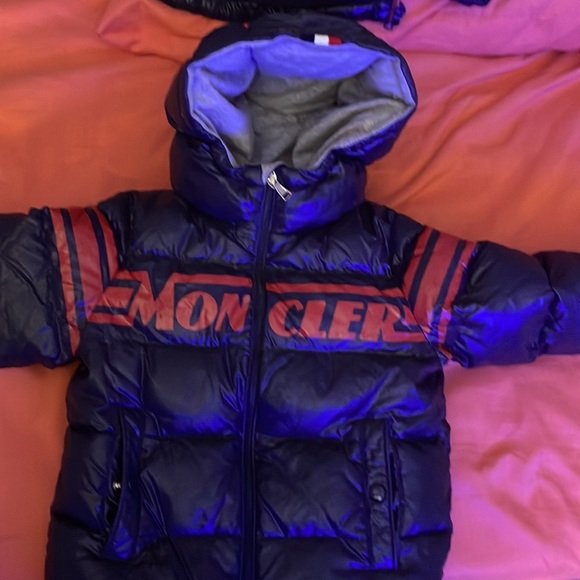 Moncler - Picture 2 of 5